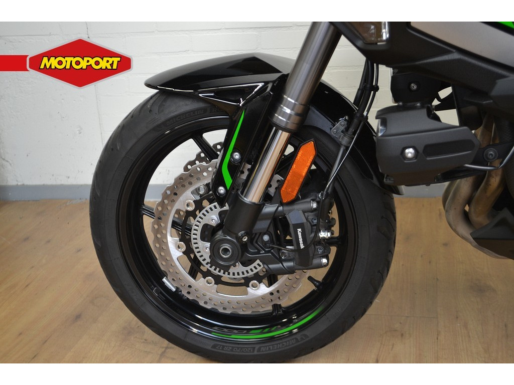 Kawasaki Versys 1000 SE Grand Tourer 12 Kawasaki Versys 1000 SE Grand Tourer - Afbeelding 12