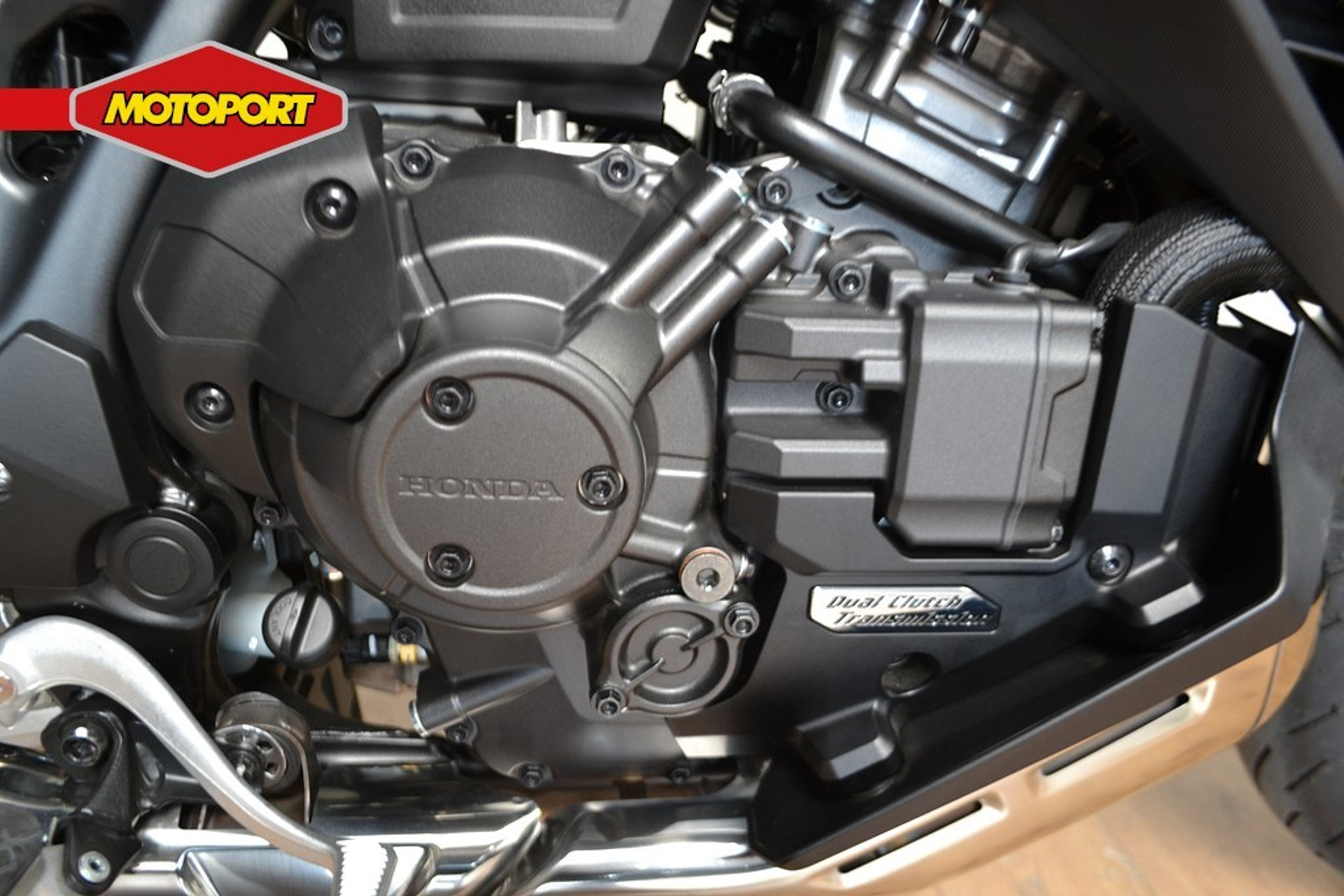 Honda NT 1100 DCT 2 Honda NT 1100 DCT - Afbeelding 2