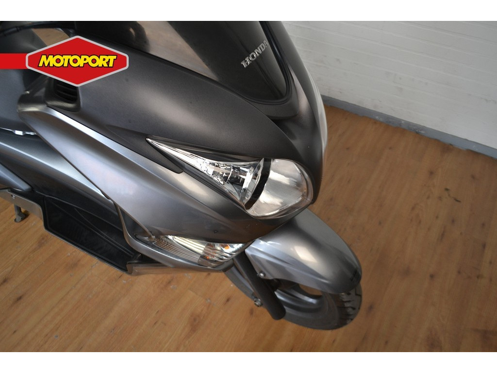 Honda FJS 400 3 Honda FJS 400 - Afbeelding 3