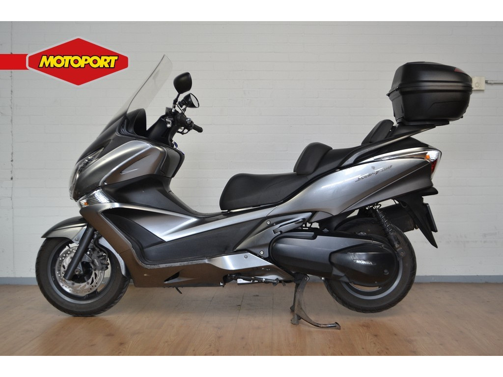 Honda FJS 400 4 Honda FJS 400 - Afbeelding 4