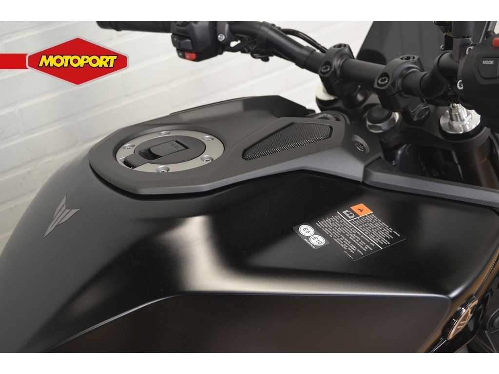 Yamaha MT 09 4 Yamaha MT 09 - Afbeelding 4